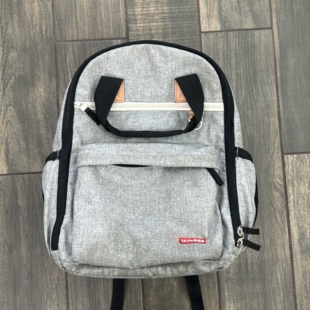 Skip hop diaper bag